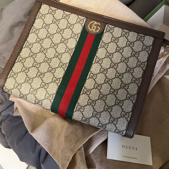 Like new authentic Gucci ophidia pouch